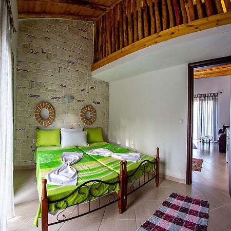 Theano Apartments ซาร์ตี ภายนอก รูปภาพ