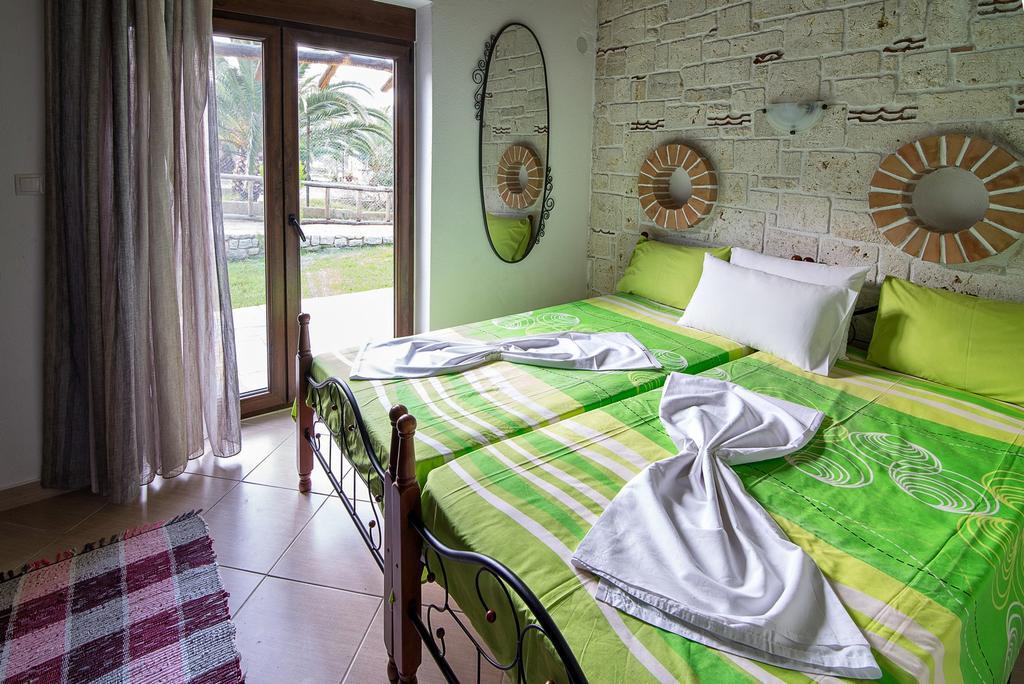 Theano Apartments ซาร์ตี ภายนอก รูปภาพ